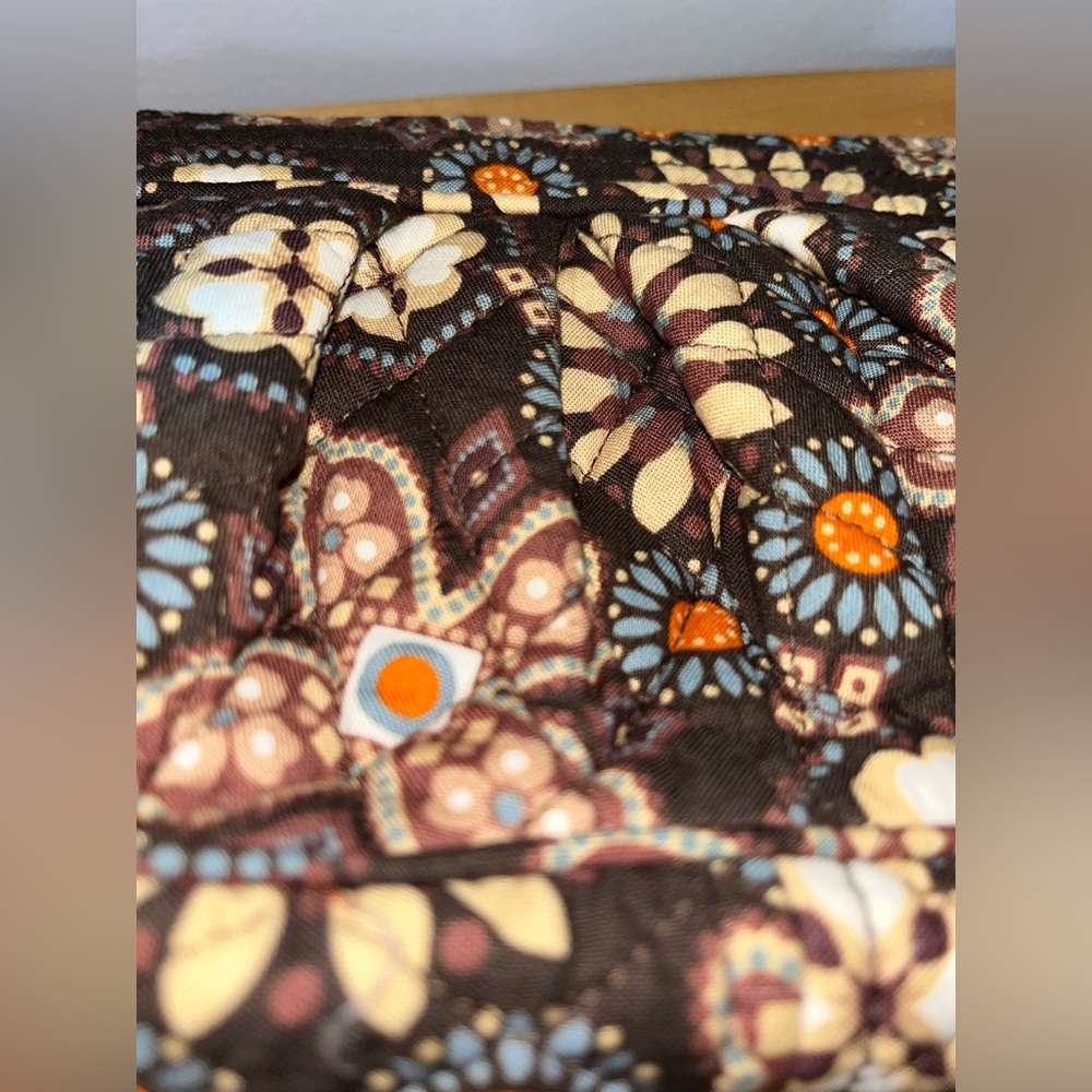 Vera Bradley Shoulder Bag Canyon Pattern, Brown, Blue - Picture 3 of 7